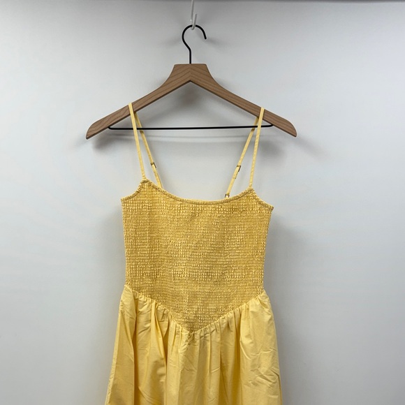 NWT Abercrombie & Fitch Sydney Smocked Drop Waist A-Line Midi Dress Yellow Small - Picture 4 of 10